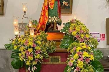 Preparación de los pasos de la Semana Santa de San Juan/Francisco Javier Santana.
